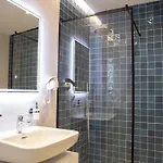 Mullaga Premium 4* Τίρανα