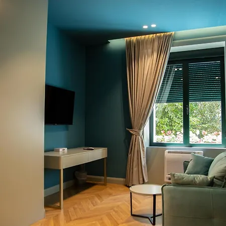 Mullaga Premium Stays